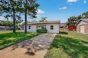 10142 Pebble Valley Ln, Dallas, TX 75217 - Photo 1