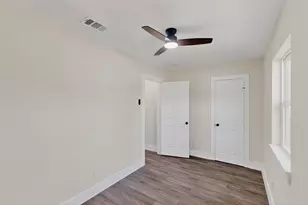 10142 Pebble Valley Ln, Dallas, TX 75217 - Photo 28