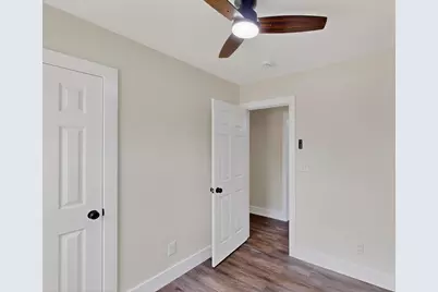 10142 Pebble Valley Lane, Dallas, TX 75217 - Photo 32