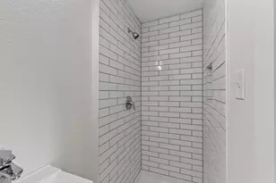 10142 Pebble Valley Ln, Dallas, TX 75217 - Photo 20