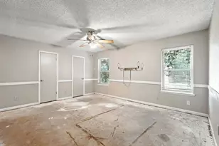 2242 Shere Lynne Dr, Abilene, TX 79606 - Photo 14