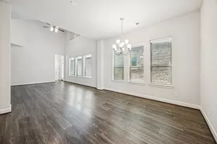 13721 Parkline Wy, Fort Worth, TX 76008 - Photo 6