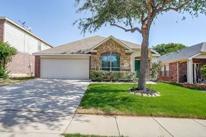 6452 Spring Ranch Drive, Fort Worth, TX 76179 - Photo 2