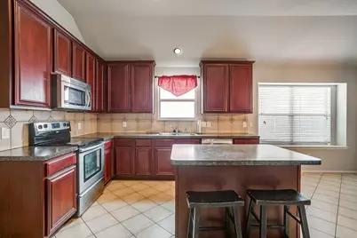 6452 Spring Ranch Drive, Fort Worth, TX 76179 - Photo 10