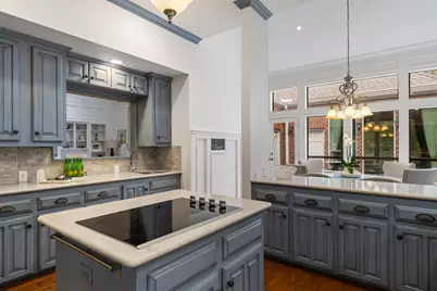 7 Queensview Court, Dallas, TX 75225 - Photo 18