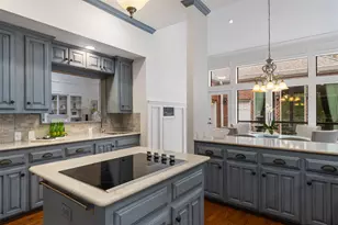 7 Queensview Ct, Dallas, TX 75225 - Photo 18