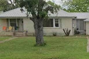 1001 S Fairway St, Fairfield, TX 75840 - Photo 1