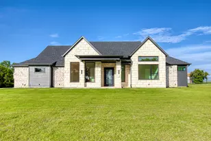 1376 Shadow Lakes Dr, Wills Point, TX 75169 - Photo 1