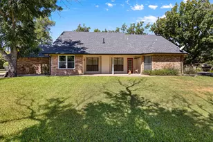 8901 Magnolia Vale Dr, Granbury, TX 76049 - Photo 30