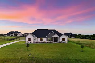 389 Arbor Mill Ct, Sunnyvale, TX 75182 - Photo 1