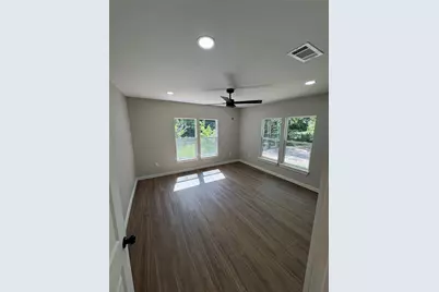 904 Jefferson Street E, Sulphur Springs, TX 75482 - Photo 6