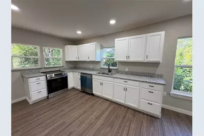 904 Jefferson Street E, Sulphur Springs, TX 75482 - Photo 2