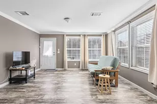 411 N Lake Shore Cir, Lake Bridgeport, TX 76426 - Photo 14