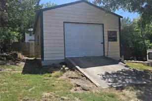 411 N Lake Shore Cir, Lake Bridgeport, TX 76426 - Photo 28