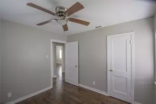 1109 Edgefield Dr, Garland, TX 75040 - Photo 18