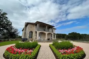 3605 Blueberry Trail, Granbury, TX 76048 - Photo 4