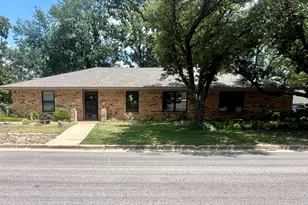 329 Azalea Dr, Sulphur Springs, TX 75482 - Photo 2