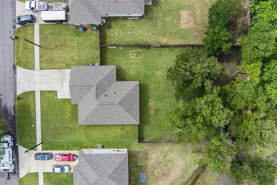 3802 College Street, Greenville, TX 75401 - Photo 8