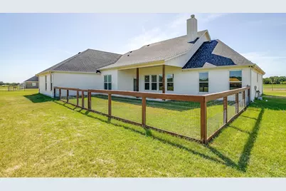 1053 Paradise Parkway, Poolville, TX 76487 - Photo 30