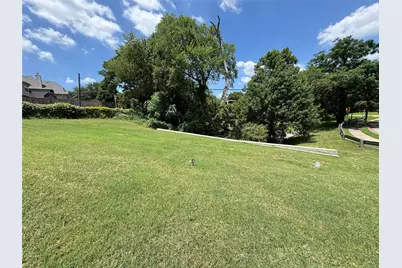 6743 Sondra Drive, Dallas, TX 75214 - Photo 16