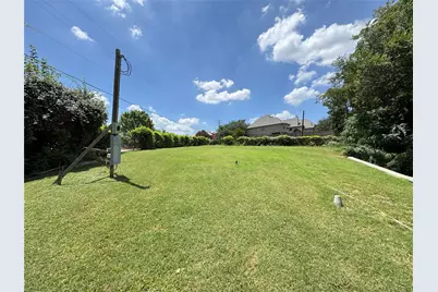 6743 Sondra Drive, Dallas, TX 75214 - Photo 14