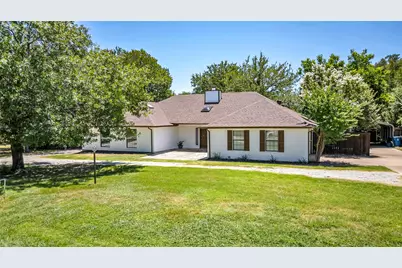 3210 Bluebonnet Circle, Weatherford, TX 76087 - Photo 1