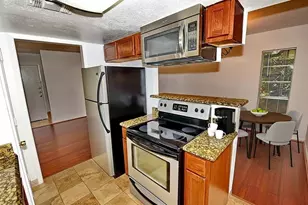 4317 Hartford St, Dallas, TX 75219 - Photo 8