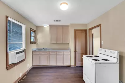 202 W Wheatland Road, Duncanville, TX 75116 - Photo 8