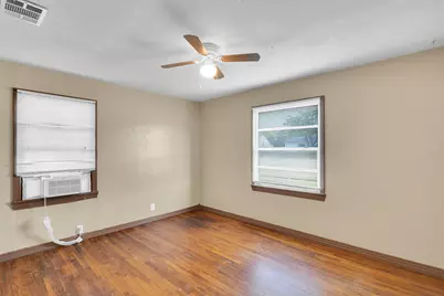 202 W Wheatland Road, Duncanville, TX 75116 - Photo 16