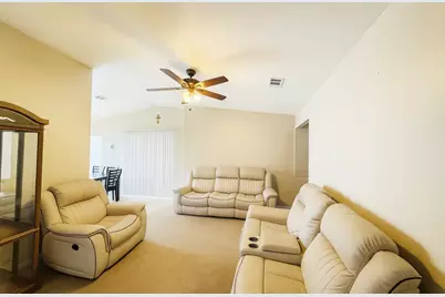 9601 Glengreen Drive, Dallas, TX 75217 - Photo 2