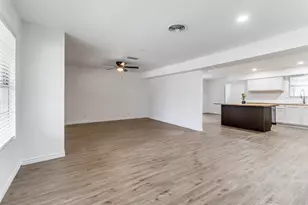 108 Leslie St, Bonham, TX 75418 - Photo 4