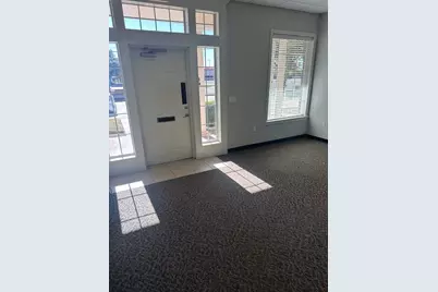 1632 W Henderson Street #B, Cleburne, TX 76033 - Photo 4