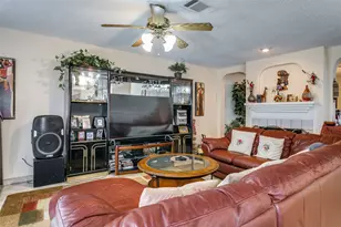 1408 Peregrine St, Lewisville, TX 75077 - Photo 8
