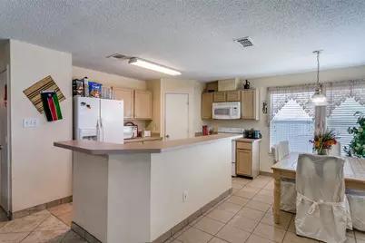 1408 Peregrine Street, Lewisville, TX 75077 - Photo 12