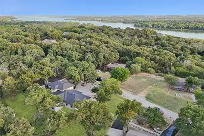 9132 Choctaw Trail, Flower Mound, TX 75022 - Photo 4