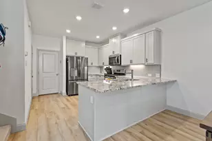 4553 Cypress Thorn Dr, Arlington, TX 76005 - Photo 2