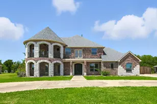 703 Stowe Ln, Lakewood Village, TX 75068 - Photo 1