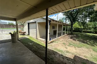 7001 Fairdale Ave, Dallas, TX 75227 - Photo 20