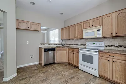 1029 McKavett Drive, Fort Worth, TX 76140 - Photo 8