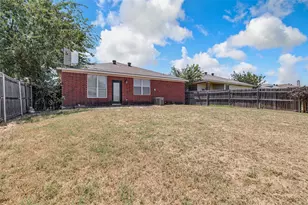 1029 McKavett Dr, Fort Worth, TX 76140 - Photo 30