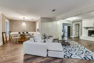 2715 Green Oaks Blvd, Arlington, TX 76017 - Photo 14
