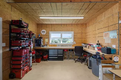 1611 N Mason Street, Bowie, TX 76230 - Photo 38