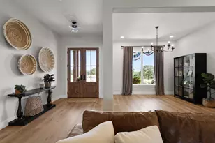 1611 N Mason St, Bowie, TX 76230 - Photo 6