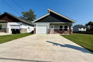 2306 Polk, Greenville, TX 75401 - Photo 2