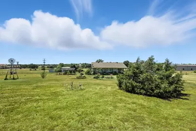 6927 Hawk Road, Flower Mound, TX 75022 - Photo 12