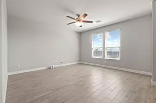 204 Dunmore Dr, Fort Worth, TX 76052 - Photo 10