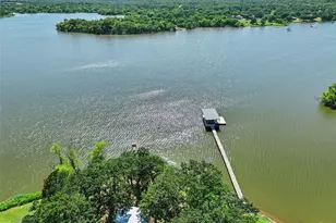 404 Selma Rd, Bowie, TX 76230 - Photo 8