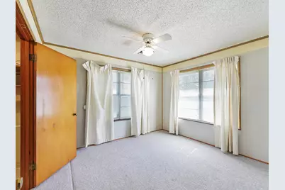 404 Selma Road, Bowie, TX 76230 - Photo 16