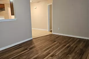 225 E Craven Ave, Lacy Lakeview, TX 76705 - Photo 2