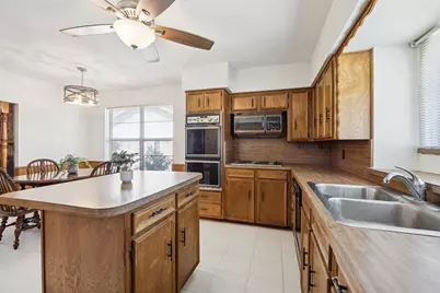 1636 Bedford Oaks Drive, Bedford, TX 76021 - Photo 8